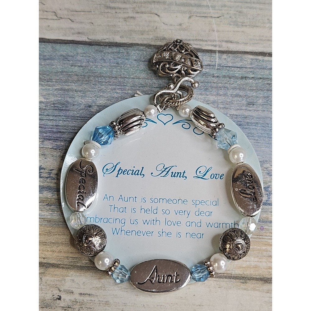 Special Aunt Heart Bracelet Silver Tone Blue beads  Faux Pearls NWOT